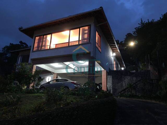 #102 - Casa para Venda em Teresópolis - RJ