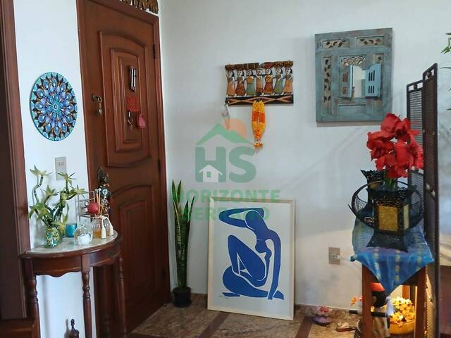 #142 - Apartamento para Venda em Rio de Janeiro - RJ
